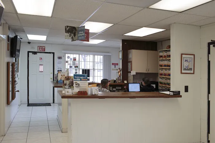 Cottage Pet Hospital Picture 2