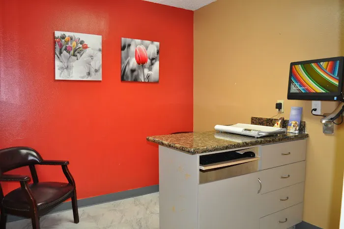 Nohl Ranch Animal Hospital Picture 5